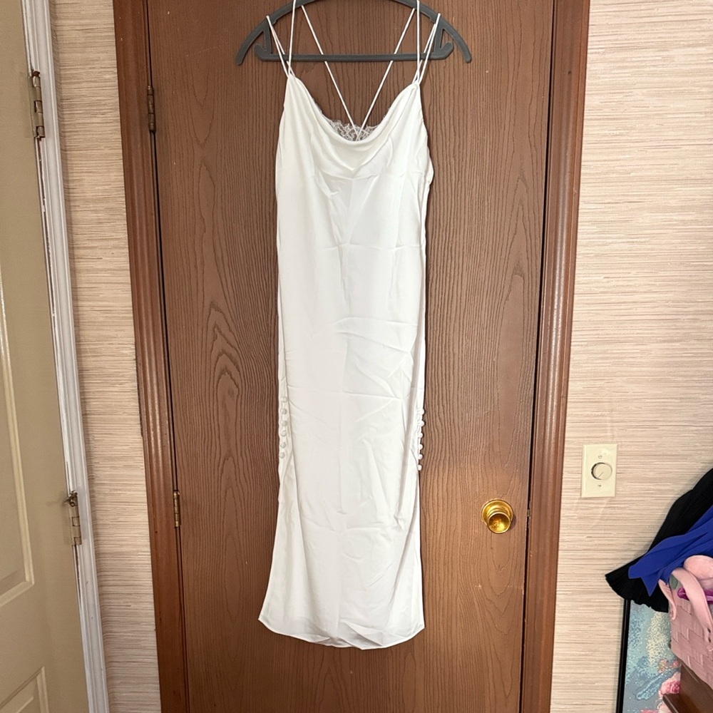 Sachin + Babi Ivory Sleeveless Midi Dress with Side Button Accents. NWT